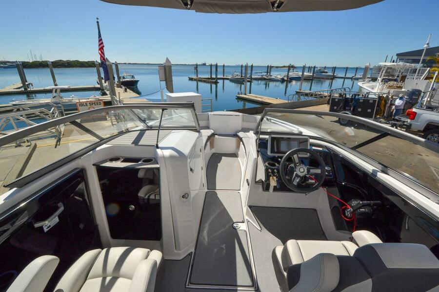 2021 Yamaha Boats 250 AR