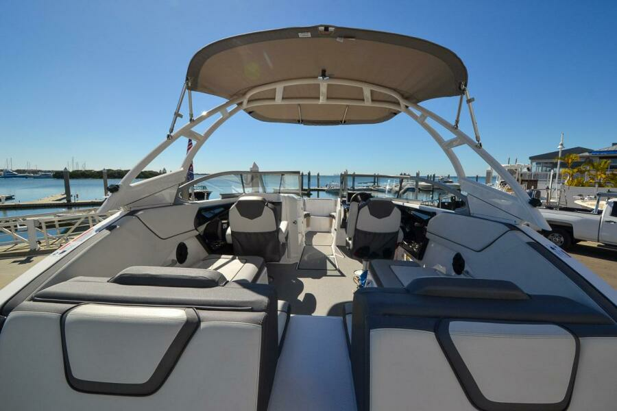 2021 Yamaha Boats 250 AR