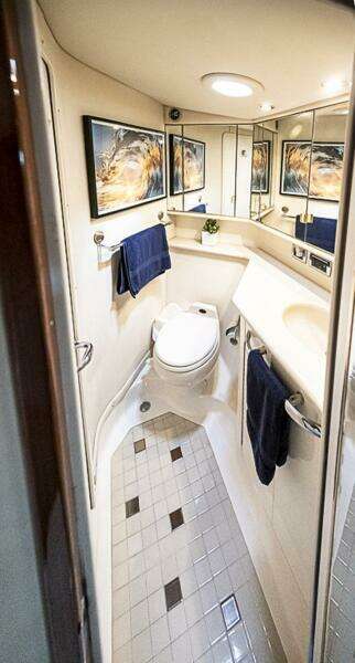 CAROLINA GIRL 55ft Sea Ray Yacht For Sale