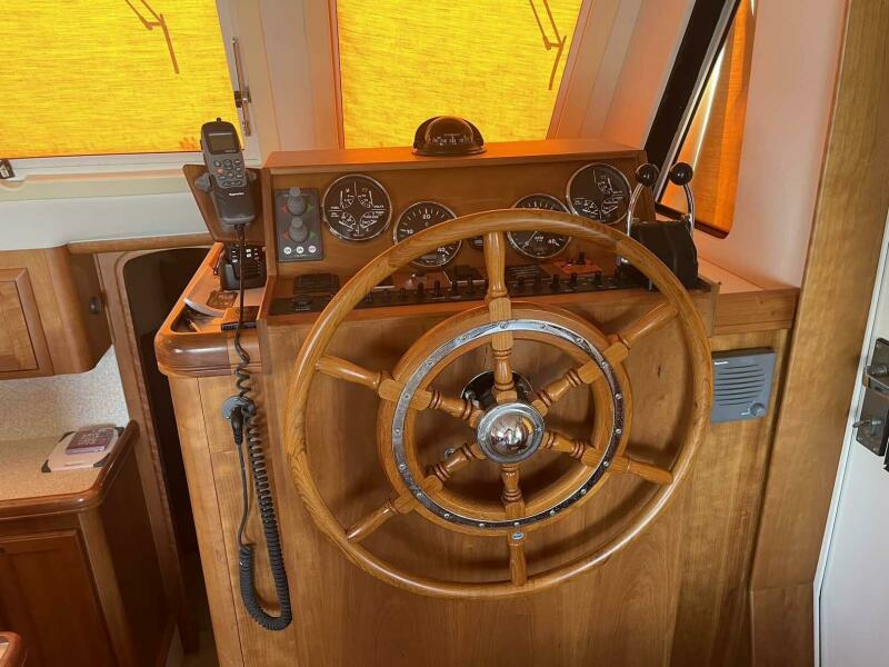 Low Country Lady 34ft Mainship Yacht For Sale