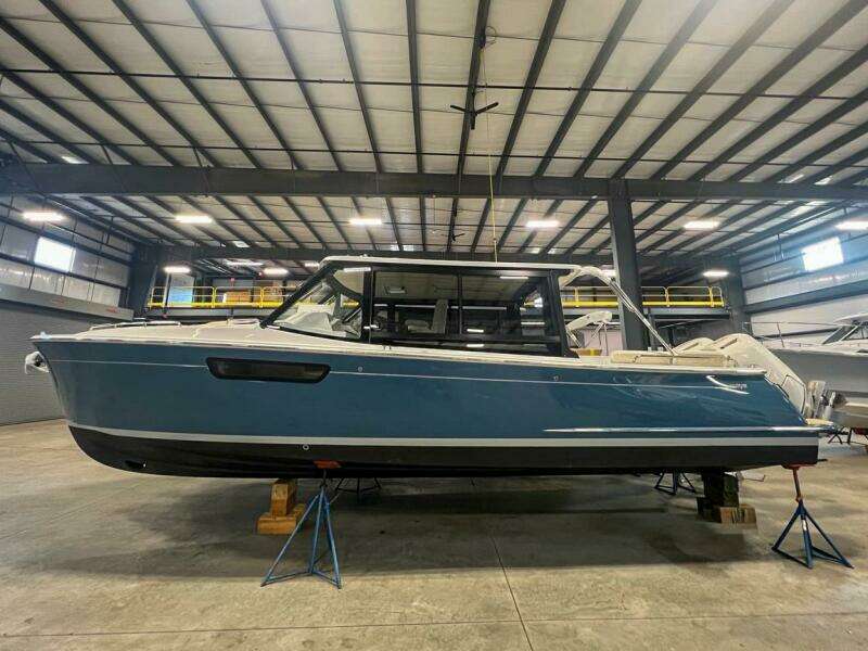 In Stock 38ft MJM Yacht For Sale