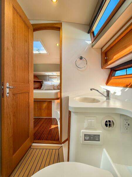 In Stock 42ft MJM Yacht For Sale
