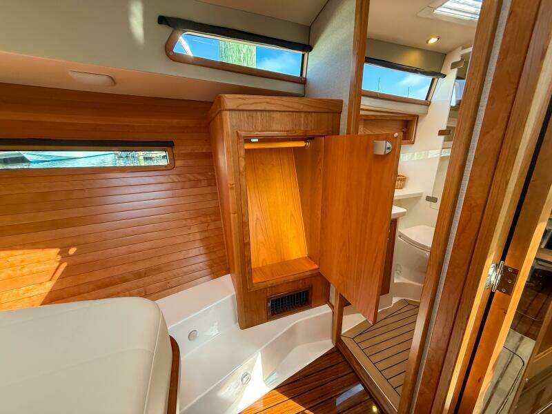 In Stock 42ft MJM Yacht For Sale