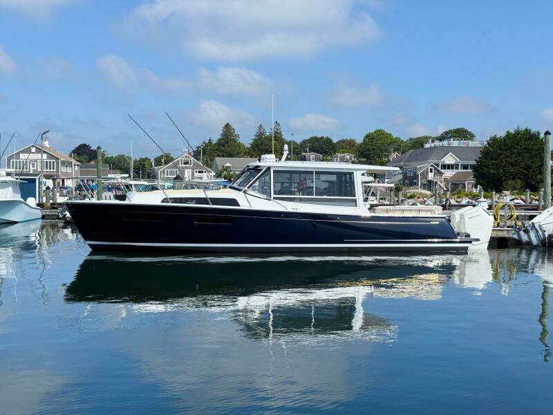 In Stock 42ft MJM Yacht For Sale