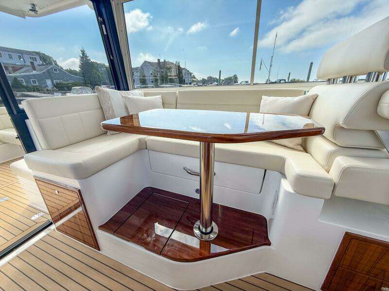 In Stock 42ft MJM Yacht For Sale
