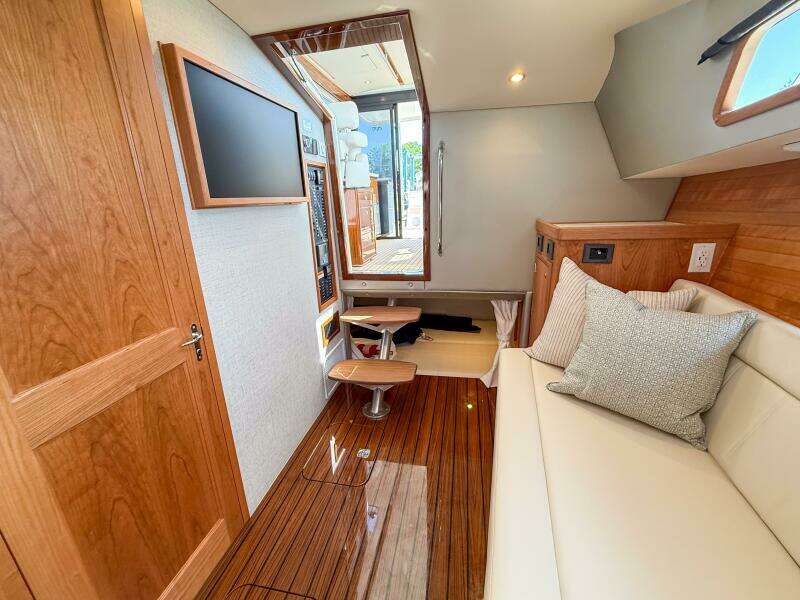 In Stock 42ft MJM Yacht For Sale