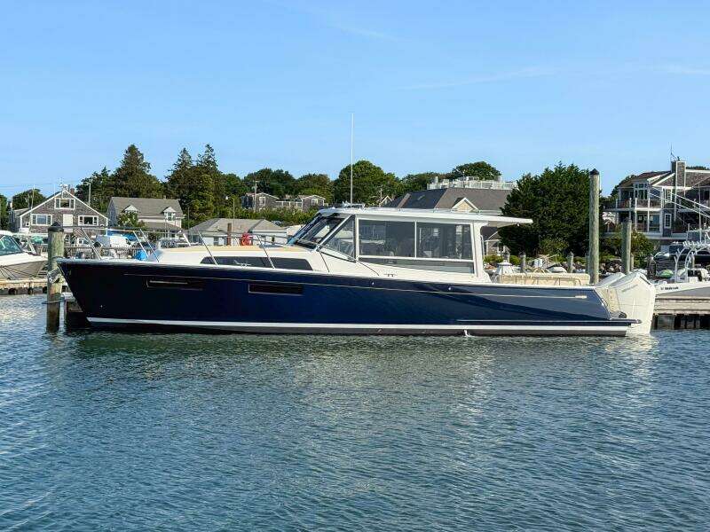 In Stock 42ft MJM Yacht For Sale