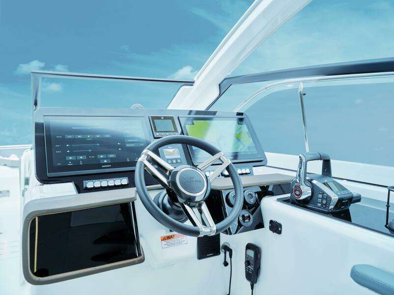 39ft Four Winns Yacht For Sale