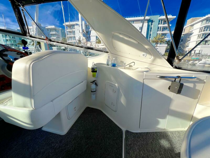 Senorita 32ft Bayliner Yacht For Sale