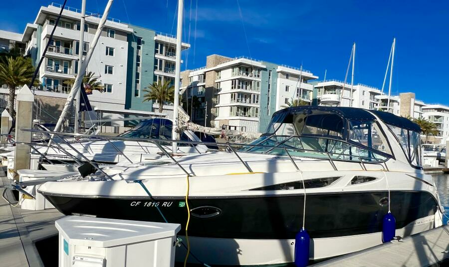 Senorita 32ft Bayliner Yacht For Sale