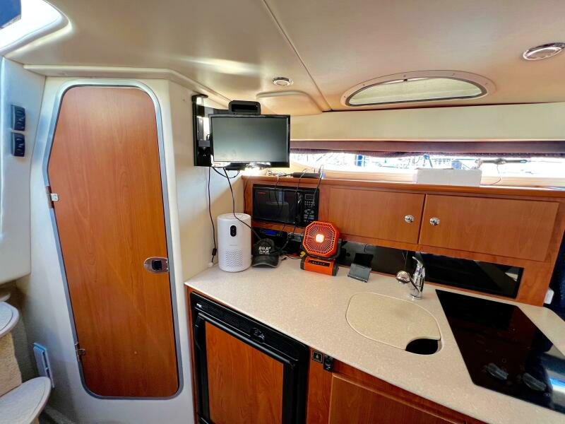 Senorita 32ft Bayliner Yacht For Sale