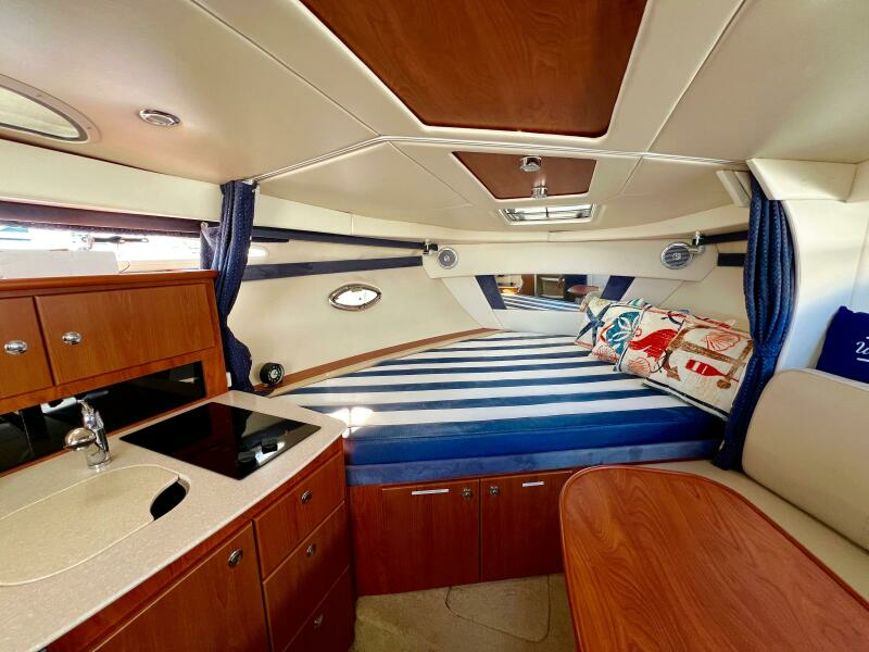 Senorita 32ft Bayliner Yacht For Sale