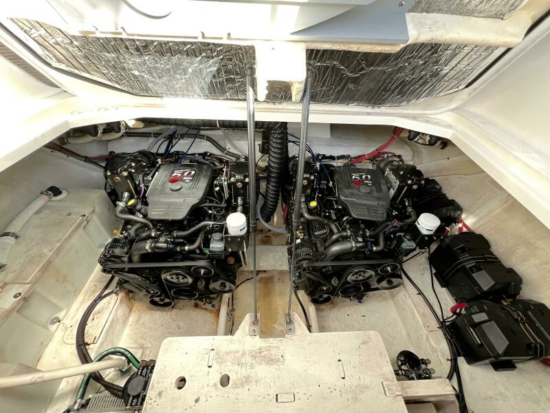 Senorita 32ft Bayliner Yacht For Sale