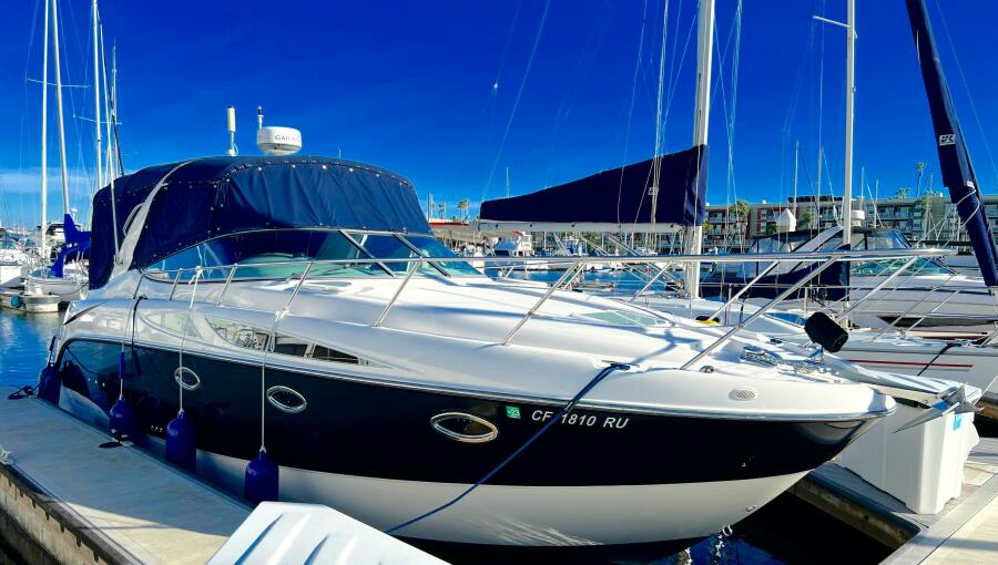 Senorita 32ft Bayliner Yacht For Sale