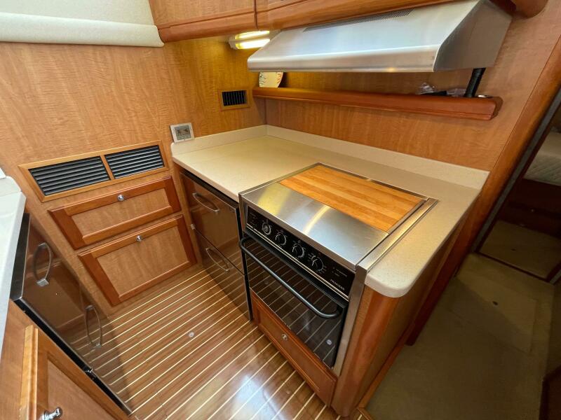 2006 Mainship
