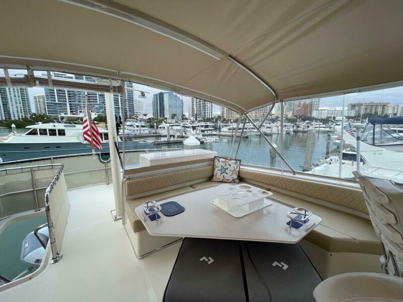 2006 Mainship