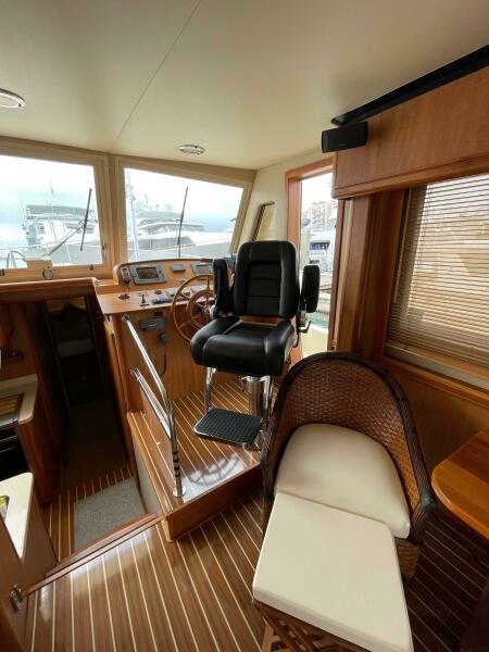2006 Mainship