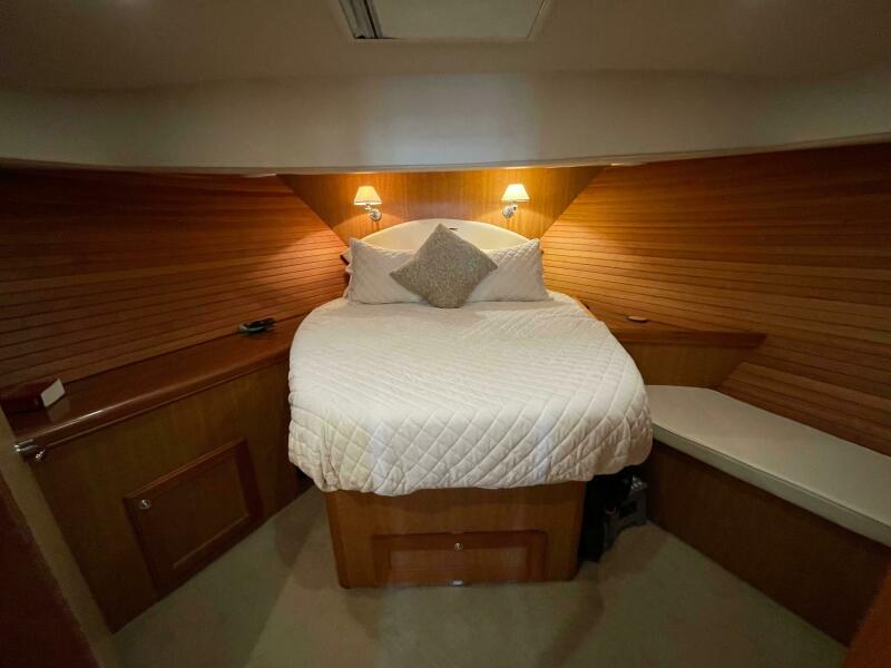 2006 Mainship