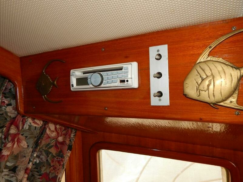 1987 Marine Trader Double Cabin Trawler