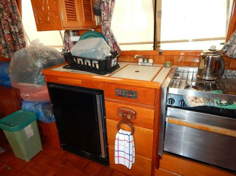 1987 Marine Trader Double Cabin Trawler