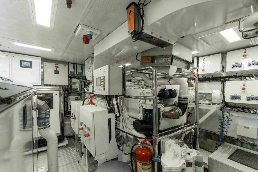 EXINITY 125ft Benetti Yacht For Sale