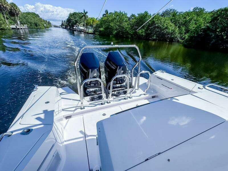 37ft Axopar Yacht For Sale