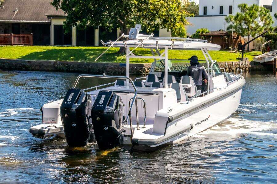 37ft Axopar Yacht For Sale