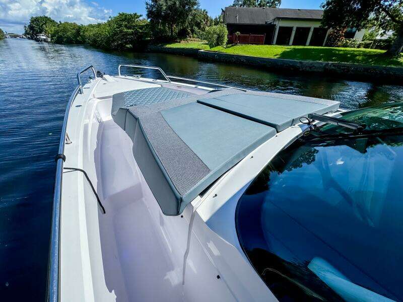 37ft Axopar Yacht For Sale