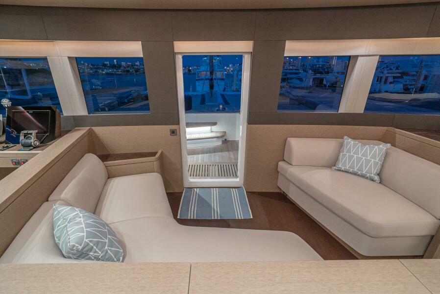 77ft Lagoon Yacht For Sale