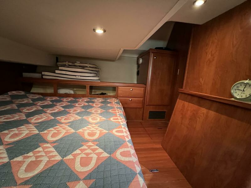 2011 Hunter 39
