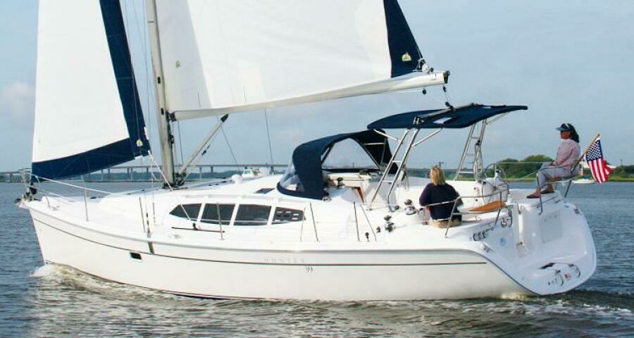 2011 Hunter 39