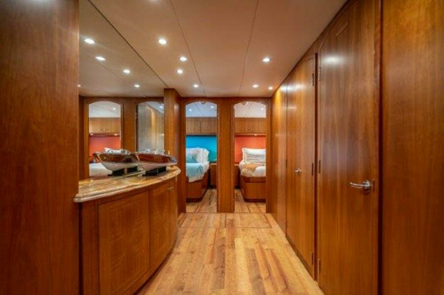 Lower Deck Guest Foyer