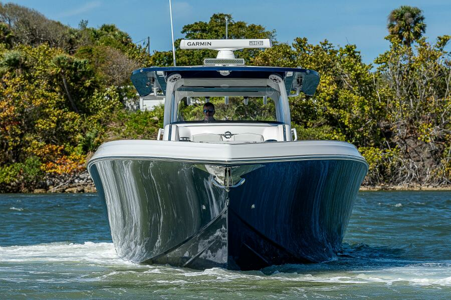 PIPE DREAM 43ft Fountain Yacht For Sale