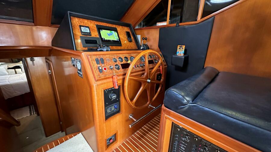 2005 Ocean Alexander Altus