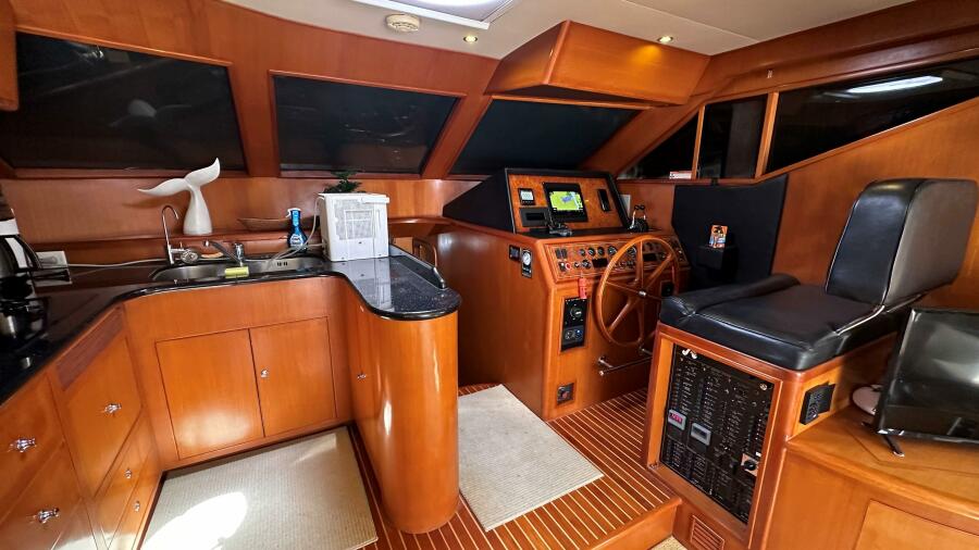 2005 Ocean Alexander Altus