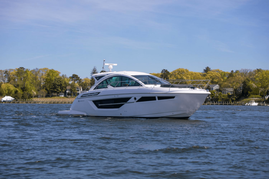 50ft Cruisers Yachts Yacht For Sale