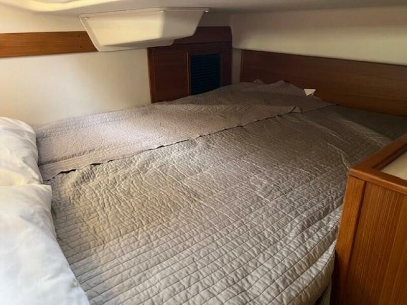 2019 Catalina 355