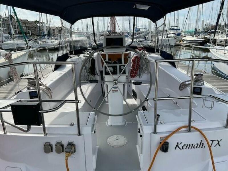 2019 Catalina 355