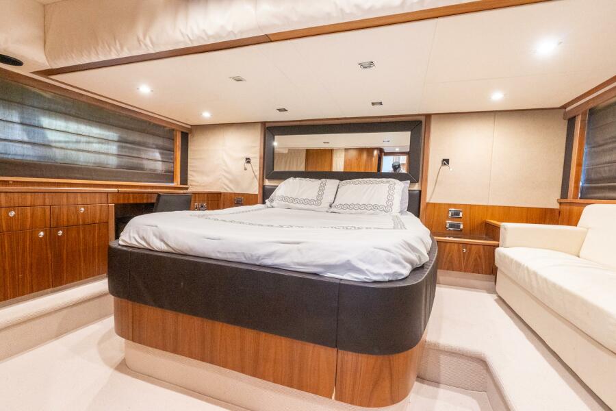 60' 2009 Sunseeker 60 Manhattan