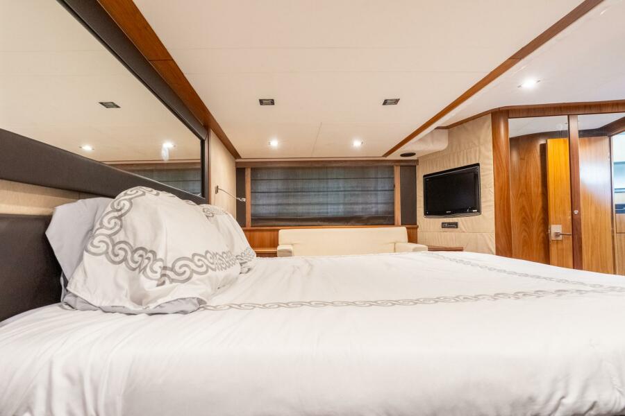 60' 2009 Sunseeker 60 Manhattan
