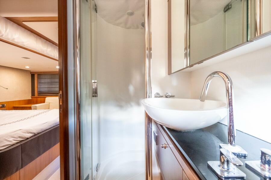 60' 2009 Sunseeker 60 Manhattan