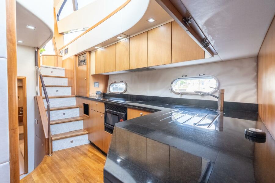 60' 2009 Sunseeker 60 Manhattan