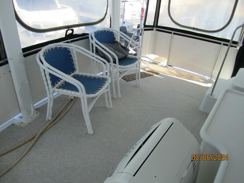 1996 Carver 430