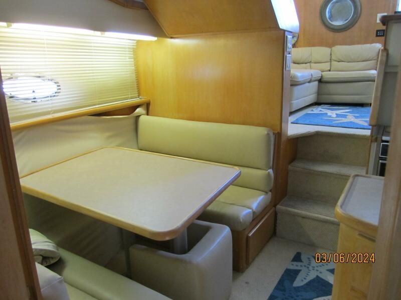 1996 Carver 430