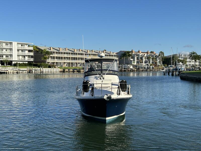 2003 Albin 35 COMMAND BRIDGE