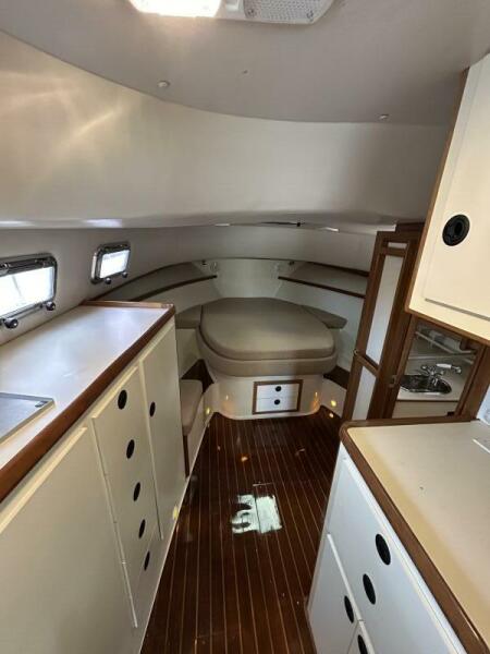 2003 Albin 35 COMMAND BRIDGE