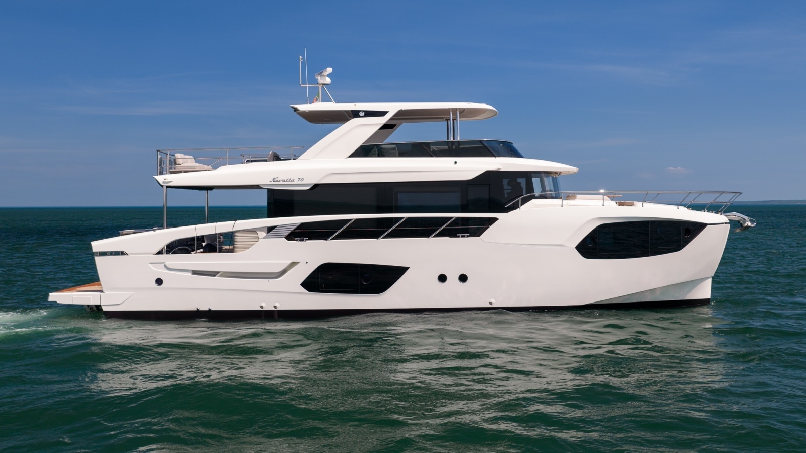 IN STOCK 2027 Absolute Navetta 70 70 ft Flybridge for sale
