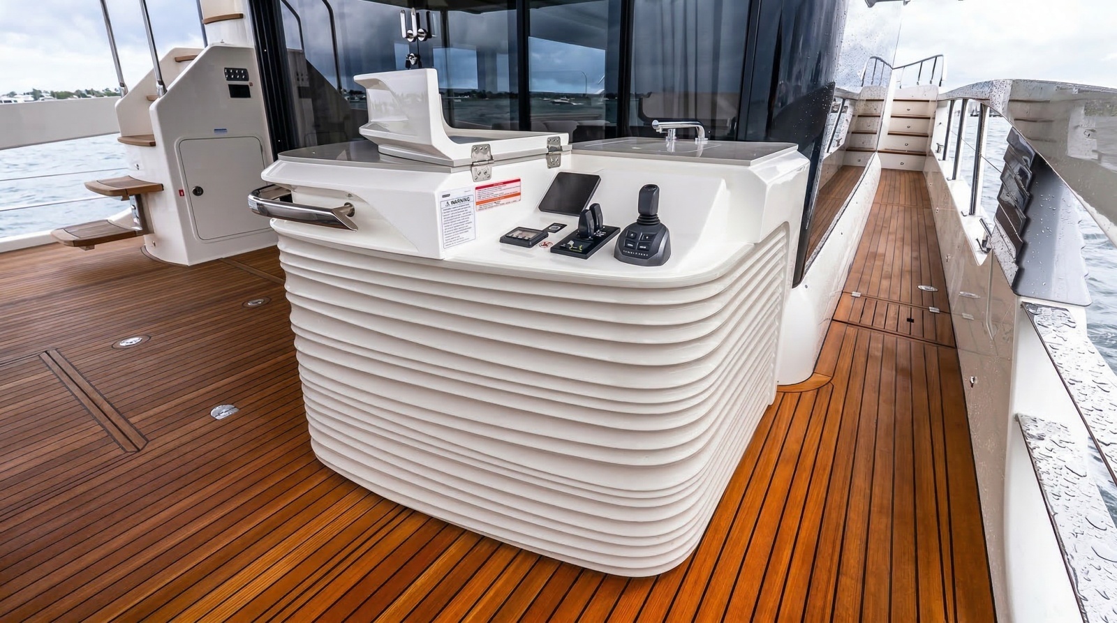 IN STOCK 70ft Absolute Yacht For Sale