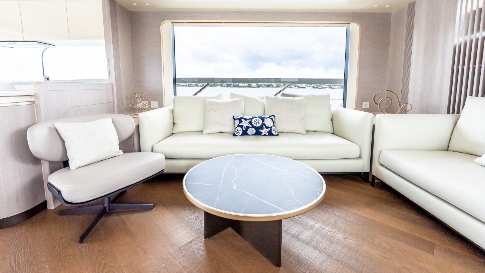 IN STOCK 70ft Absolute Yacht For Sale