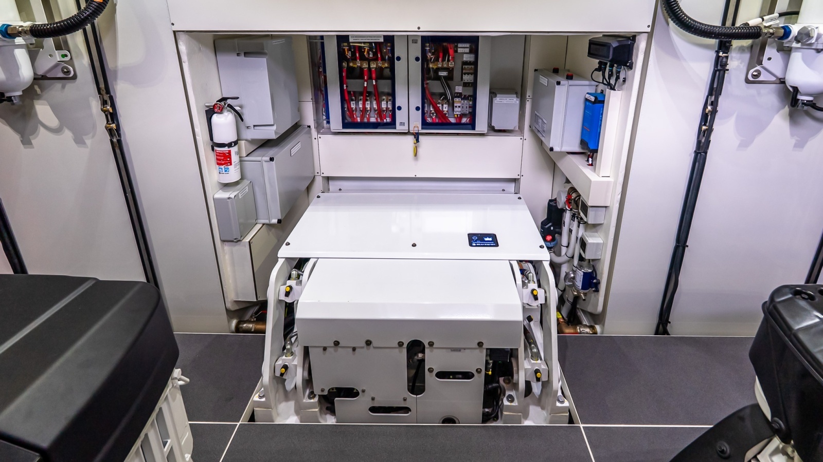 IN STOCK 70ft Absolute Yacht For Sale